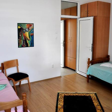 Rooms Karadjordje เบลเกรด ภายนอก รูปภาพ