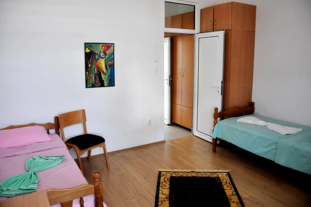 Rooms Karadjordje เบลเกรด ภายนอก รูปภาพ